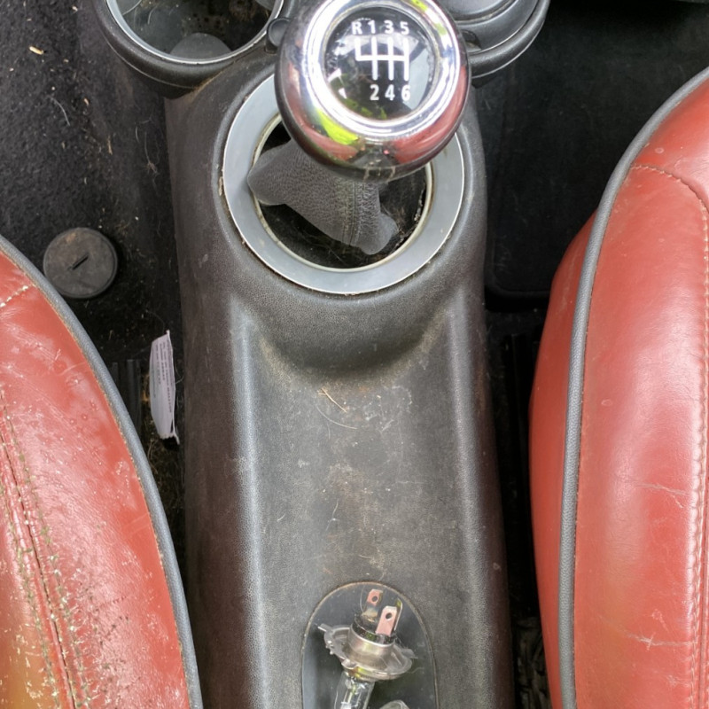 MINI MINI 2 R56 PHASE 1 1.6i - 16V COOPER Photo n°27