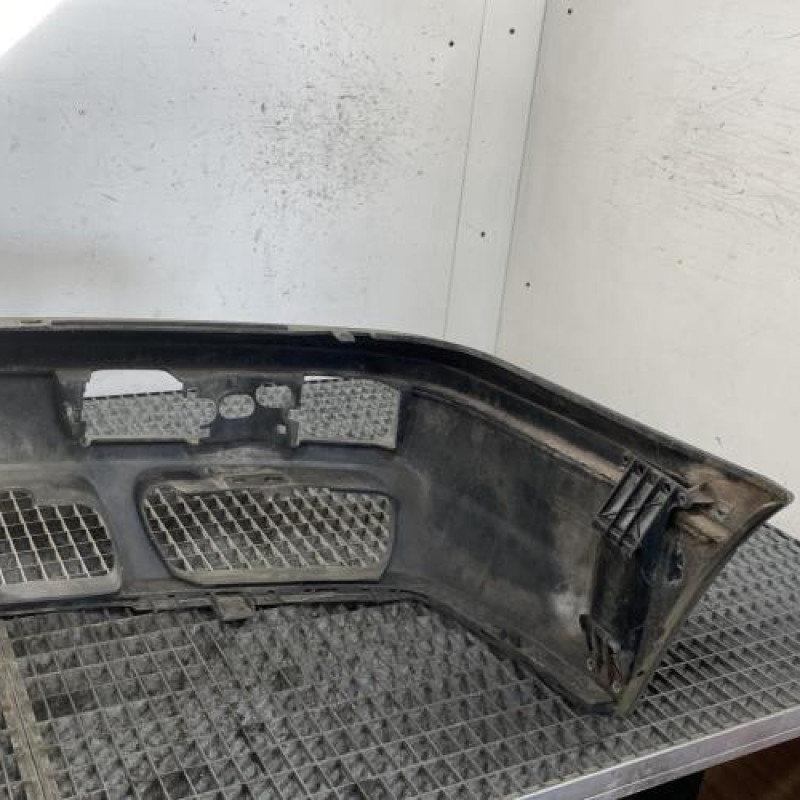Pare choc avant VOLKSWAGEN GOLF 3 Photo n°6