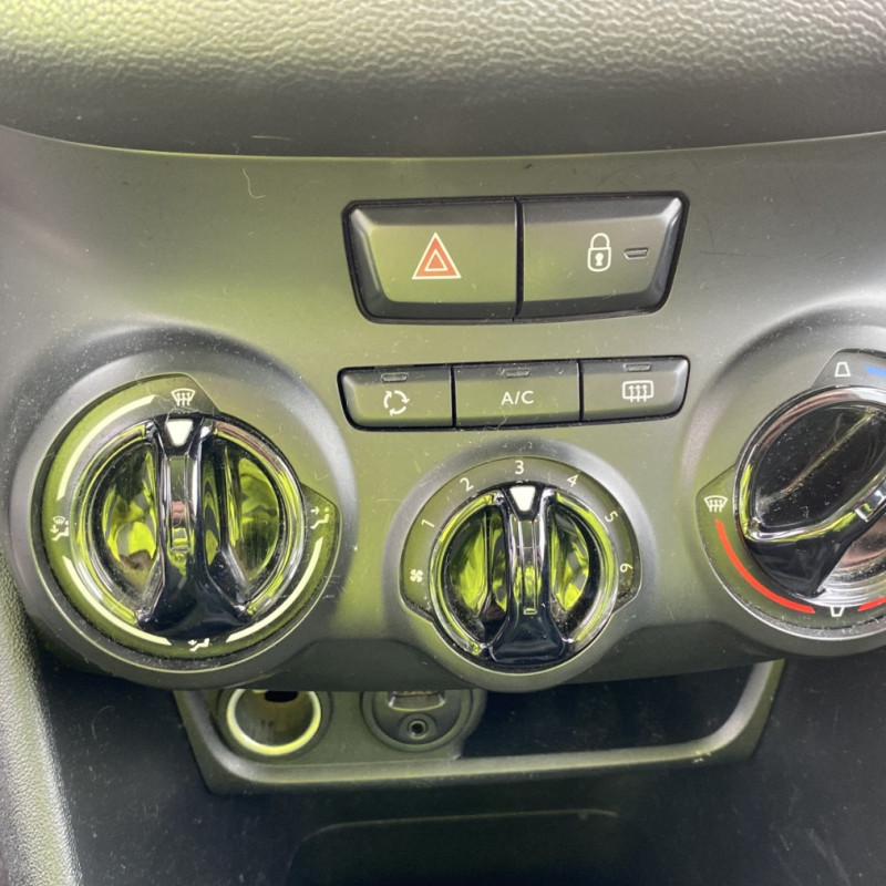 PEUGEOT 208 1 PHASE 2 1.6 BLUE HDI - 8V TURBO Photo n°18
