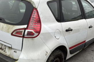 Feu arriere secondaire gauche (feux) RENAULT SCENIC 3