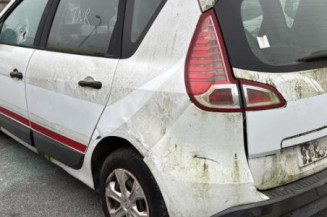 Feu arriere secondaire gauche (feux) RENAULT SCENIC 3