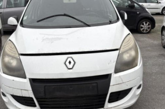 Feu arriere secondaire gauche (feux) RENAULT SCENIC 3