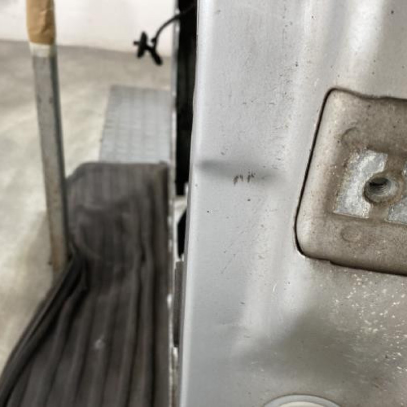 Porte avant gauche VOLKSWAGEN GOLF 4 Photo n°4