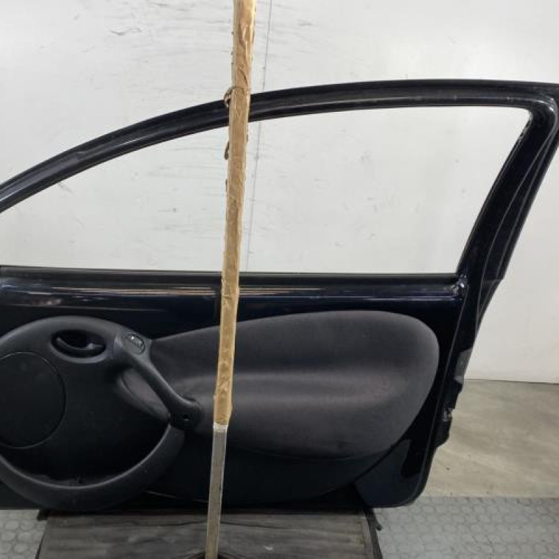 Porte avant droit FORD KA 1 Photo n°8