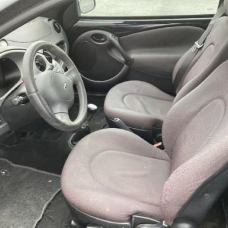 Porte avant droit FORD KA 1 Photo n°13
