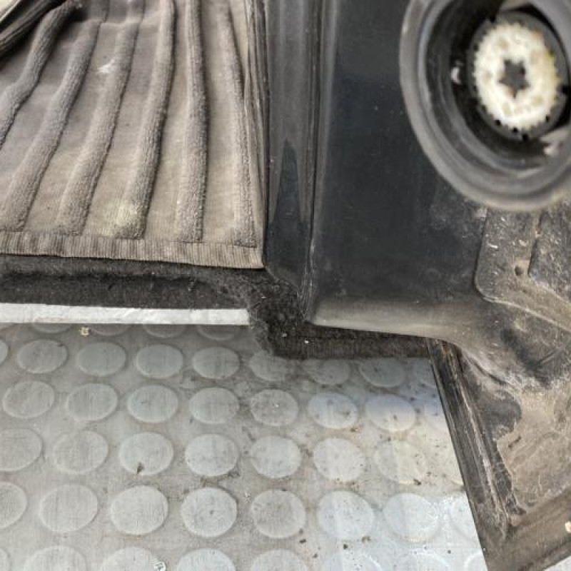 Porte avant gauche FORD KA 1 Photo n°6