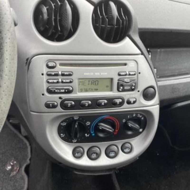 Porte avant gauche FORD KA 1 Photo n°20