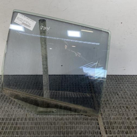Vitre arriere droit VOLKSWAGEN GOLF 4 Photo n°1