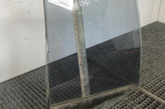 Vitre arriere droit VOLKSWAGEN GOLF 4