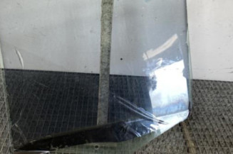 Vitre arriere droit VOLKSWAGEN GOLF 4