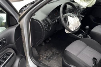 Vitre arriere droit VOLKSWAGEN GOLF 4