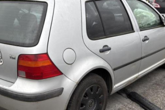 Vitre arriere droit VOLKSWAGEN GOLF 4