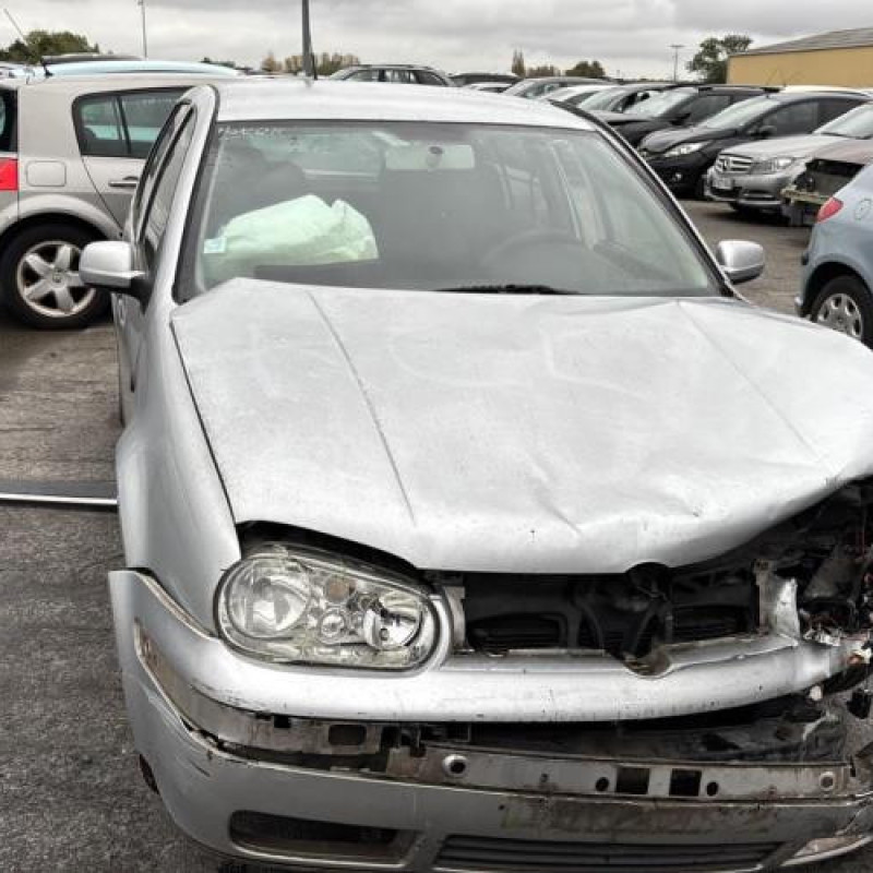 Vitre arriere droit VOLKSWAGEN GOLF 4 Photo n°20