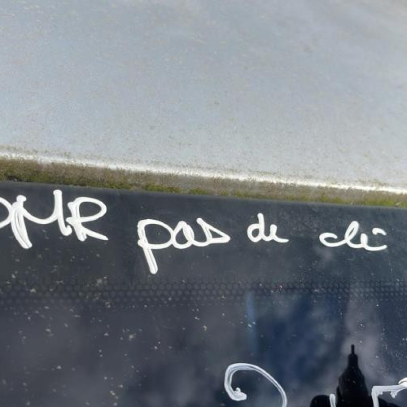 Feu arriere principal droit (feux) MERCEDES CLASSE A 169 Photo n°9