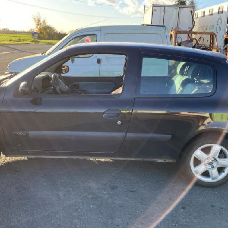 Pretensionneur de ceinture arriere gauche RENAULT CLIO 2 Photo n°10