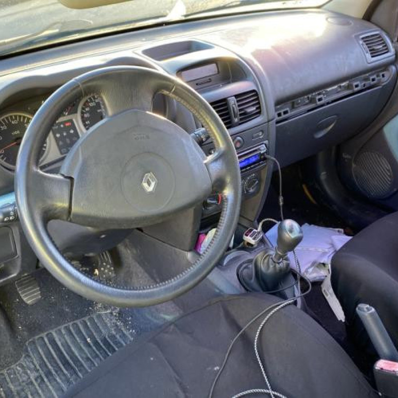 Pretensionneur de ceinture arriere gauche RENAULT CLIO 2 Photo n°17