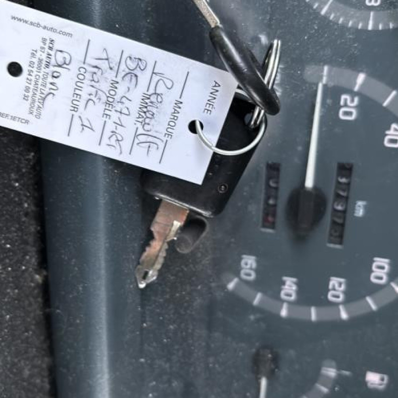 Ceinture avant droit RENAULT TRAFIC 1 Photo n°17