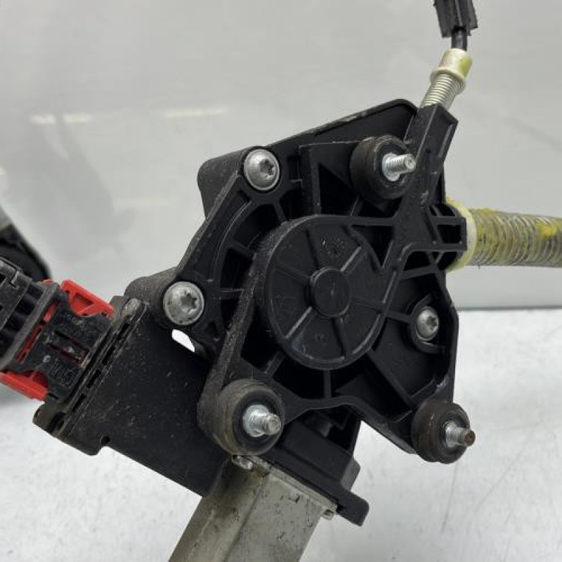 Leve vitre electrique avant droit ALFA ROMEO MITO Photo n°8