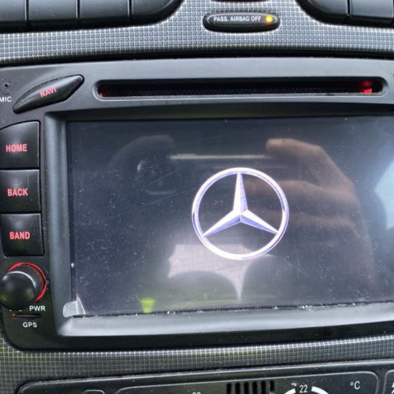 Interrupteur de leve vitre avant gauche MERCEDES CLASSE C 203 Photo n°20