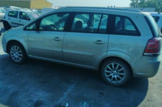 Moteur essuie glace arriere OPEL ZAFIRA B