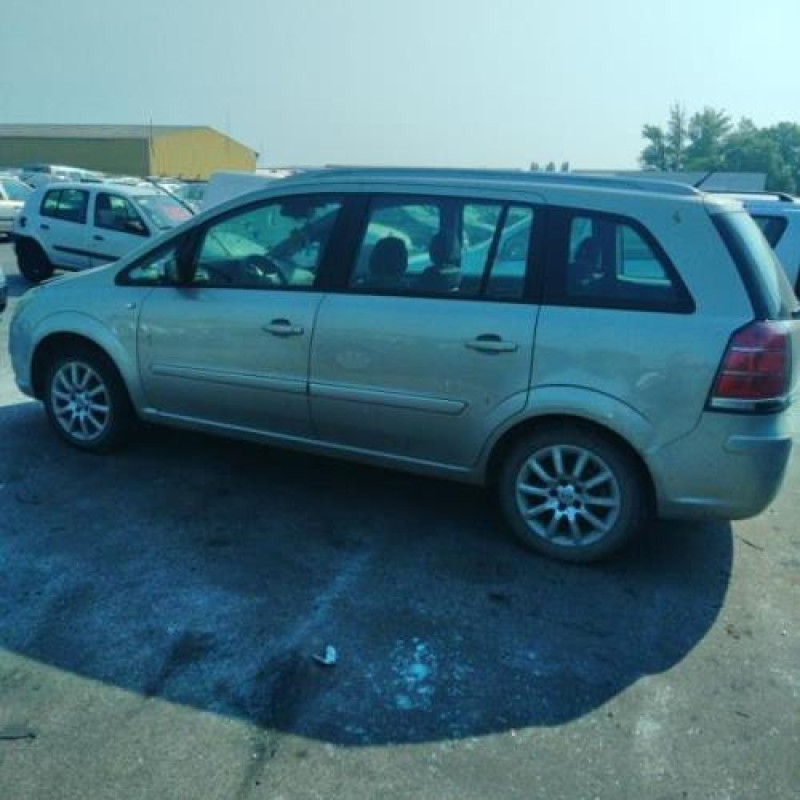 Moteur essuie glace arriere OPEL ZAFIRA B Photo n°11