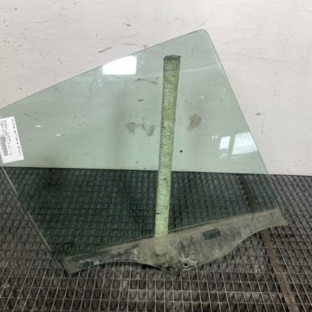 Vitre arriere droit RENAULT CLIO 3 Photo n°1
