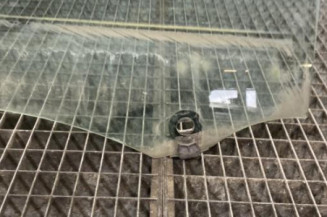 Vitre avant droit RENAULT CLIO 3