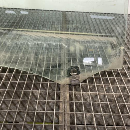Vitre avant droit RENAULT CLIO 3