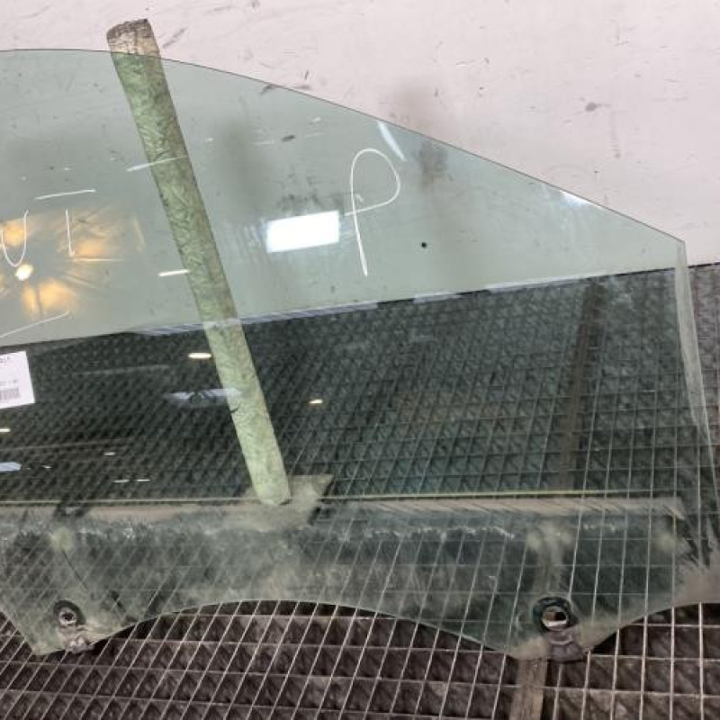 Vitre avant droit RENAULT CLIO 3 Photo n°5