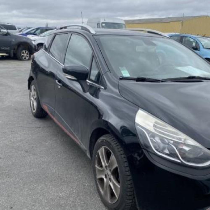Vitre arriere gauche RENAULT CLIO 4 Photo n°13