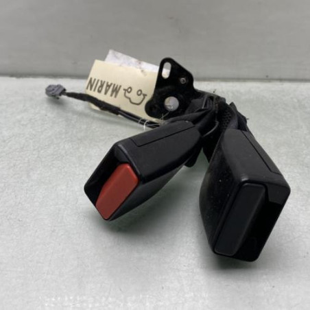 Attache ceinture arriere gauche RENAULT CLIO 4 Photo n°1