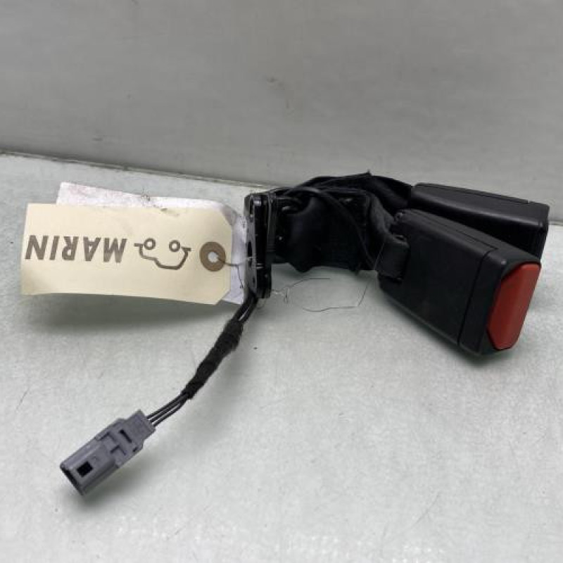Attache ceinture arriere gauche RENAULT CLIO 4 Photo n°3