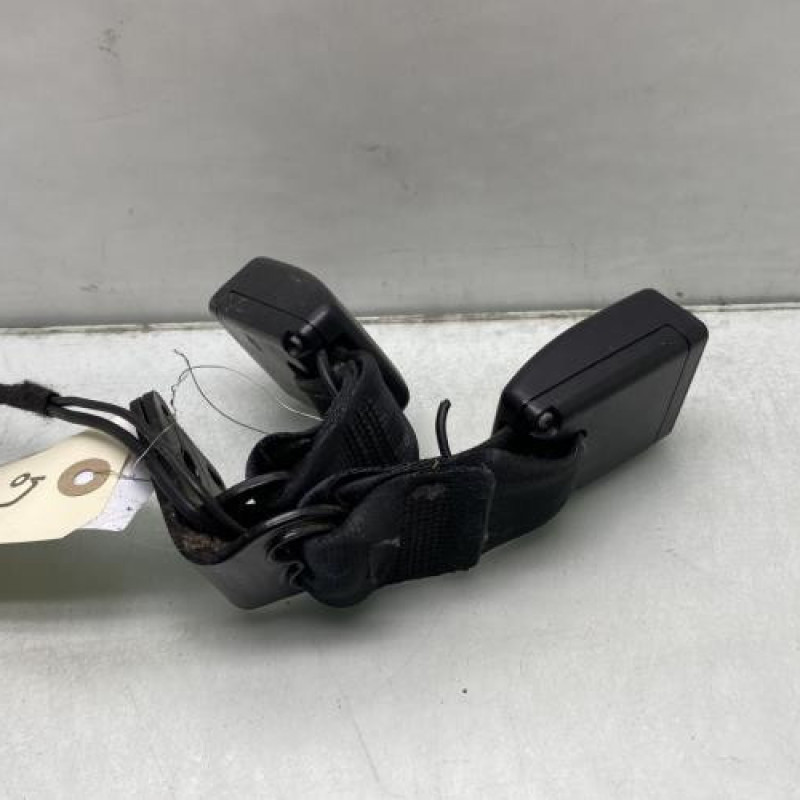 Attache ceinture arriere gauche RENAULT CLIO 4 Photo n°5