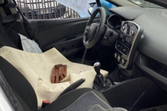 Boite a gants RENAULT CLIO 4