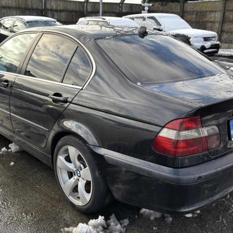 Vitre arriere droit BMW SERIE 3 E46 Photo n°8