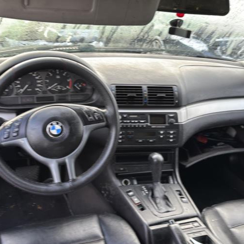 Vitre arriere droit BMW SERIE 3 E46 Photo n°15