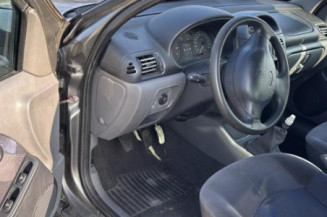 Commodo phare RENAULT CLIO 2