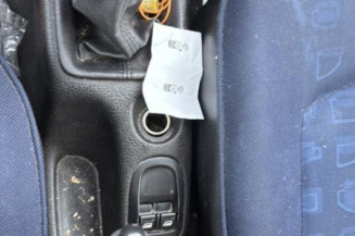 Boitier air bag PEUGEOT 206