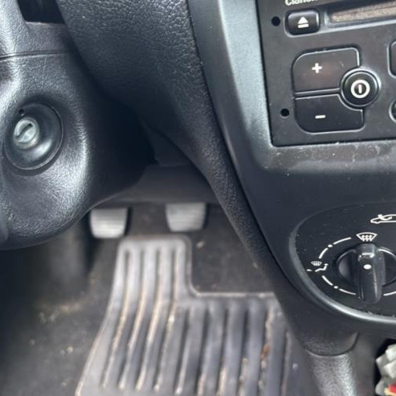 Boitier air bag PEUGEOT 206 Photo n°19