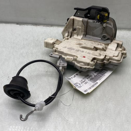 Serrure avant droit AUDI A4 2