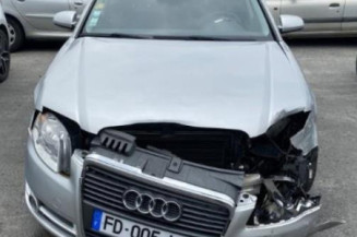 Serrure avant droit AUDI A4 2