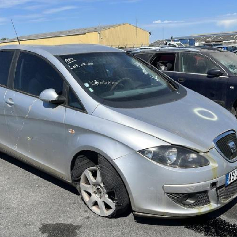 Feu arriere principal gauche (feux) SEAT ALTEA Photo n°9