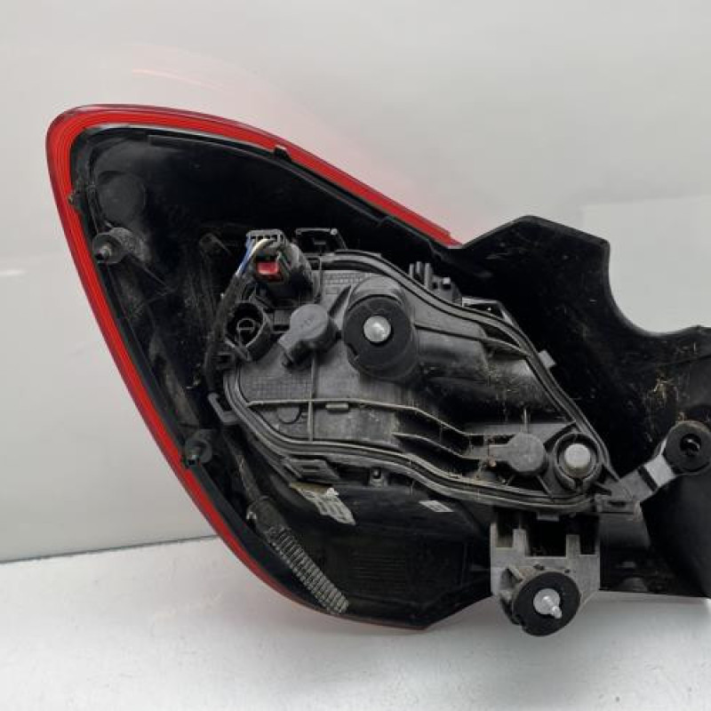 Feu arriere principal droit (feux) OPEL CORSA E Photo n°4