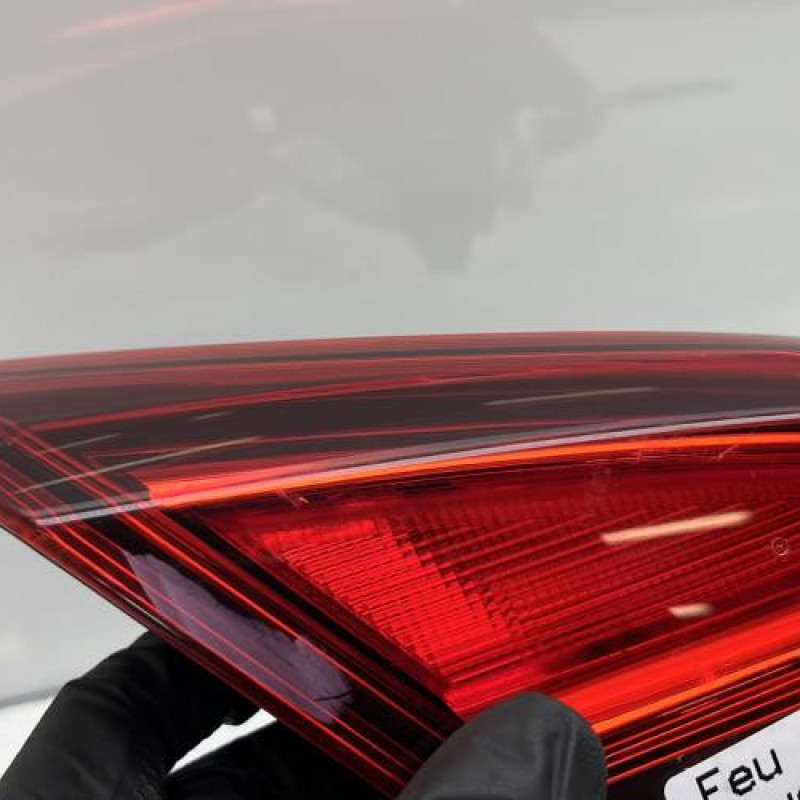 Feu arriere secondaire gauche (feux) OPEL CORSA E Photo n°3
