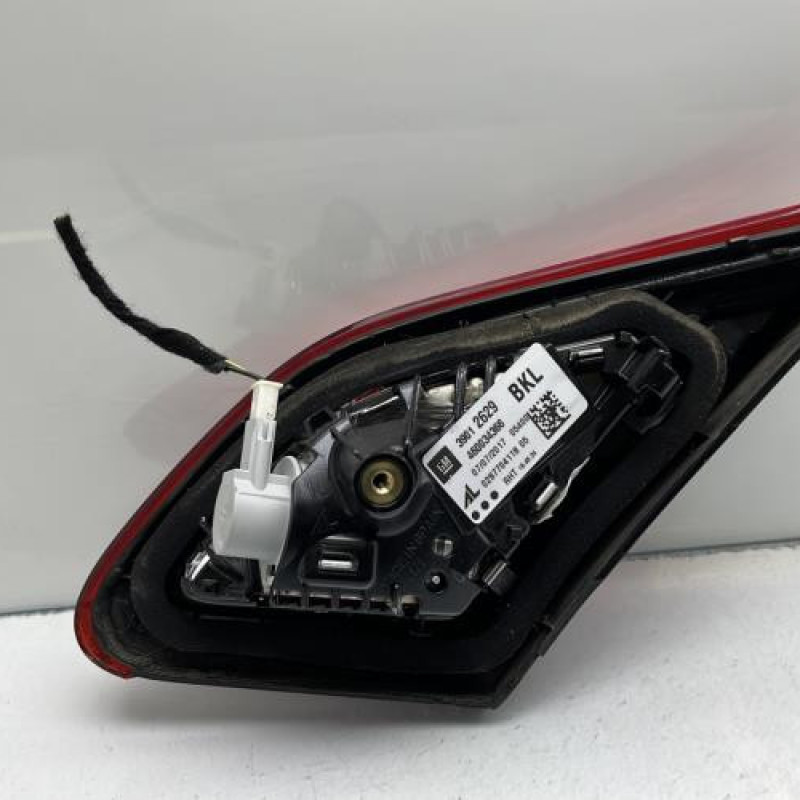 Feu arriere secondaire gauche (feux) OPEL CORSA E Photo n°4