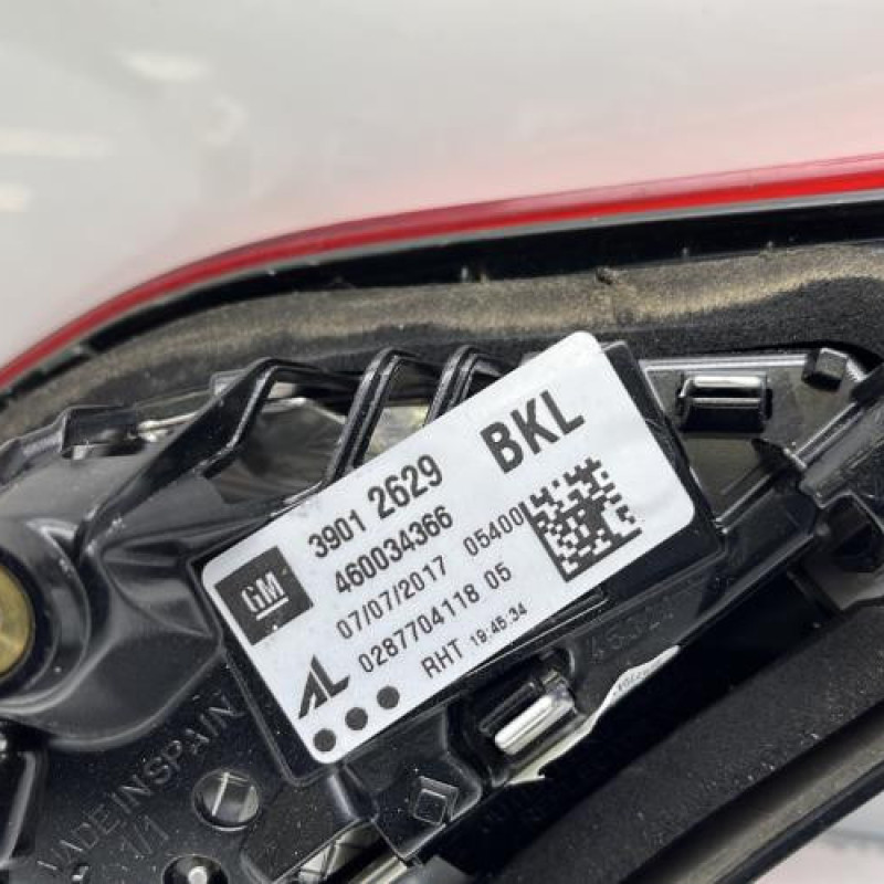 Feu arriere secondaire gauche (feux) OPEL CORSA E Photo n°5