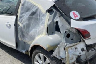 Feu arriere secondaire gauche (feux) OPEL CORSA E
