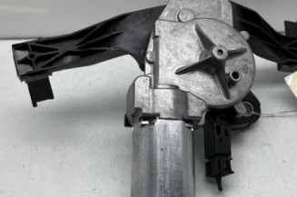 Moteur essuie glace arriere OPEL CORSA E
