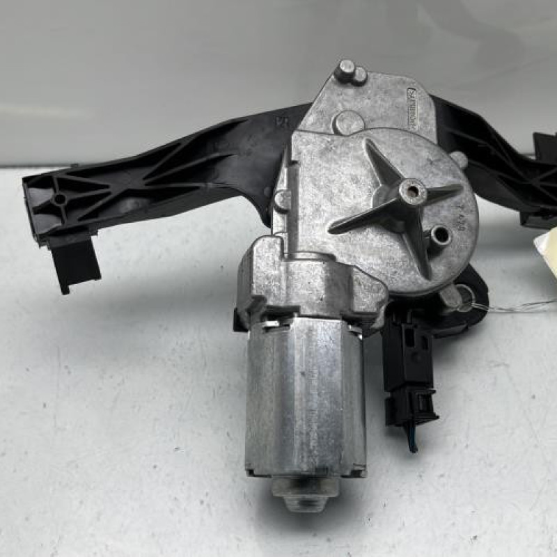 Moteur essuie glace arriere OPEL CORSA E Photo n°5