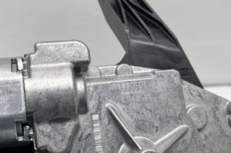 Moteur essuie glace arriere OPEL CORSA E